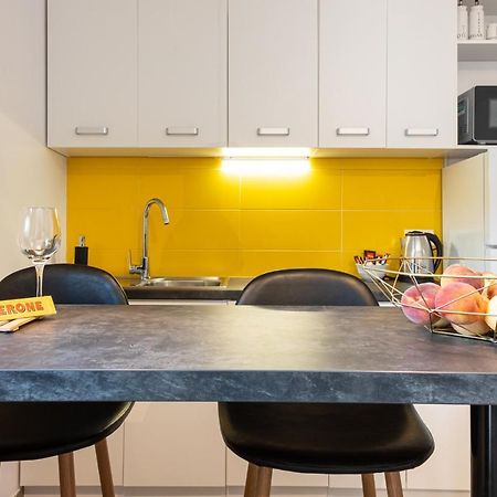 Studio Apartment Les - 4 Min Walk From Amphiteatre Pula Exterior photo