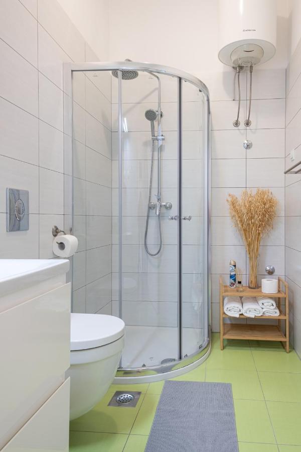 Studio Apartment Les - 4 Min Walk From Amphiteatre Pula Exterior photo