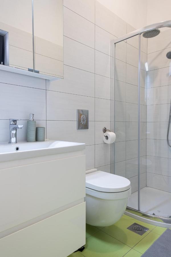 Studio Apartment Les - 4 Min Walk From Amphiteatre Pula Exterior photo